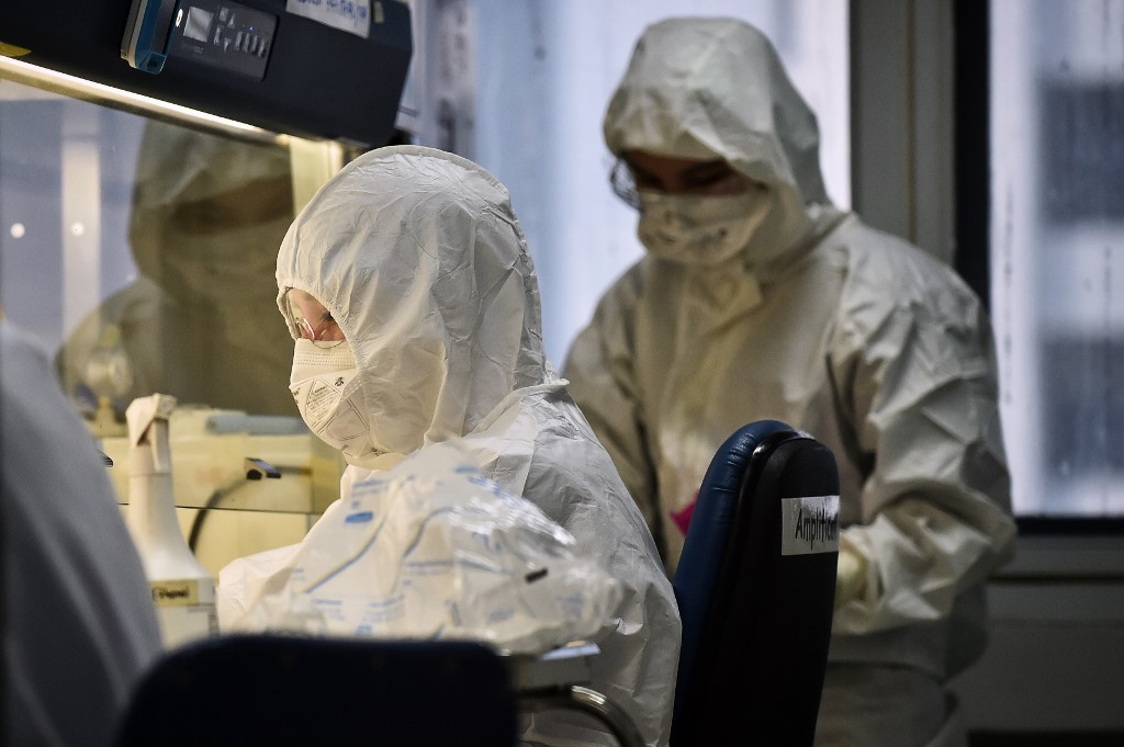Scientists race to develop vaccine for new coronavirus