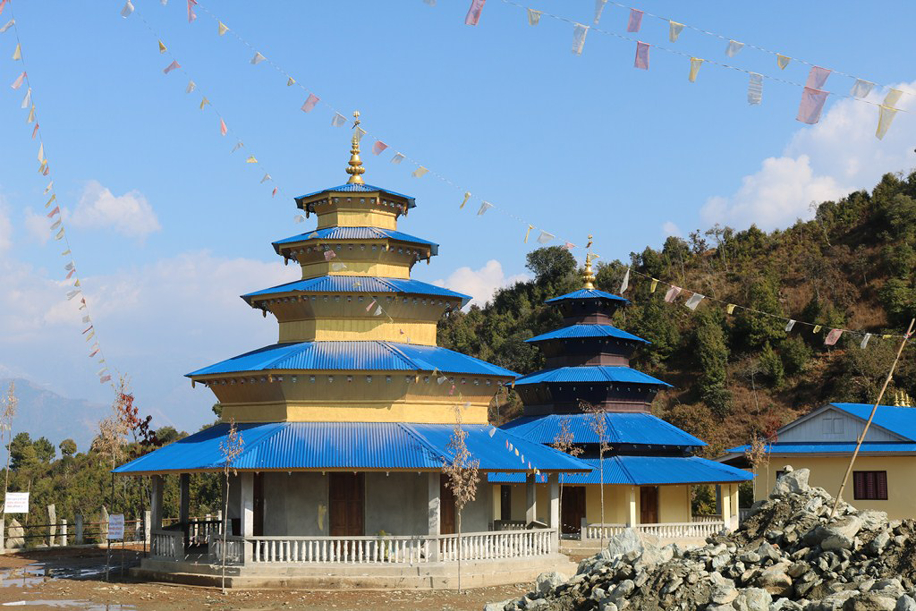 तिएलुङ युमा माङहिम (फोटो फिचर)