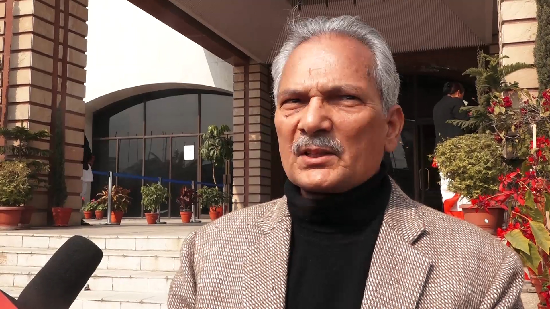 अख्तियार दुरुपयोग अनुसन्धान आयोगको नियत खराब देखिएको  छ :पुर्व प्रधानमन्त्री बाबुराम भट्टराई