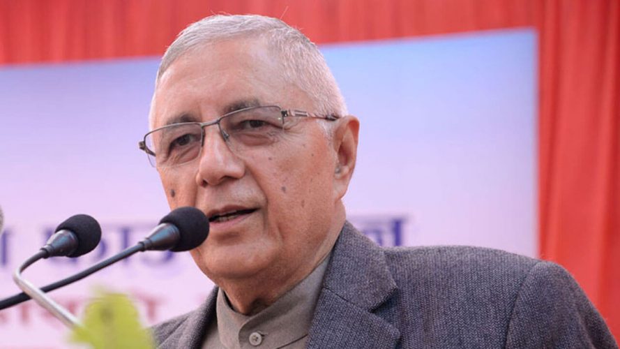 महाधिवेशनले  नयाँ नेतृत्व चयन गर्छ : डा कोइराला