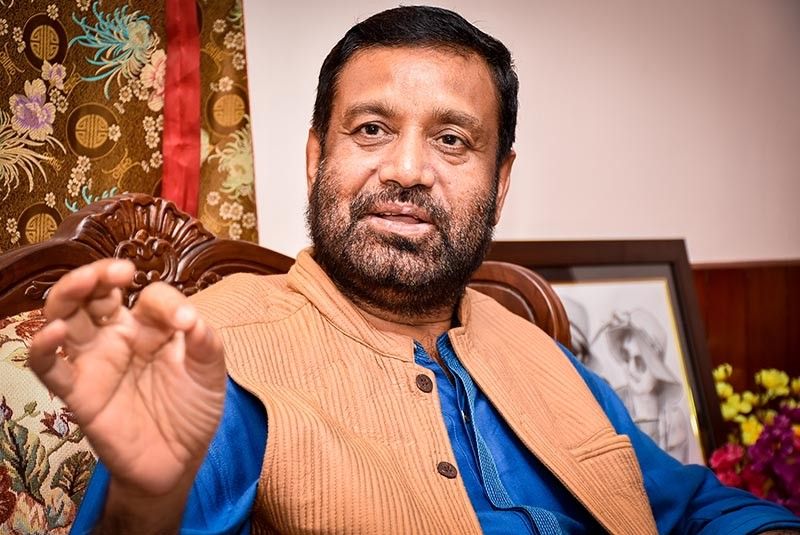 सरकार परिवर्तनको पक्षमा काँग्रेस छैन : उपसभापति निधि