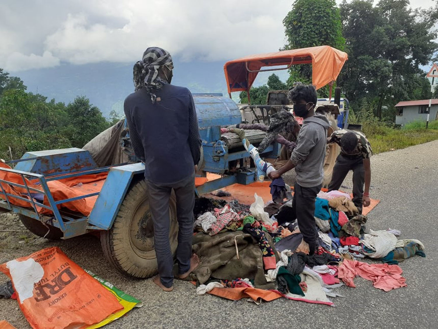 कपडा प्रशोधन गरेर डसना