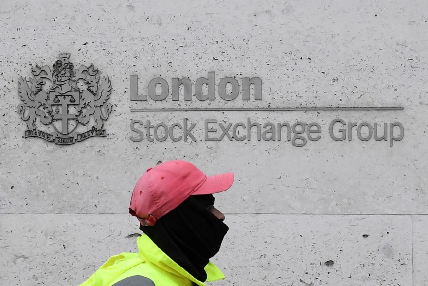 European stock markets rebound at open