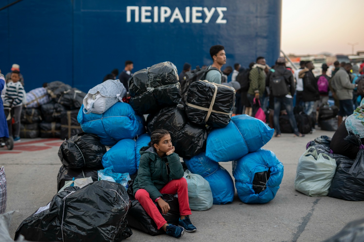 Greece blocks nearly 10,000 migrants at Turkey border