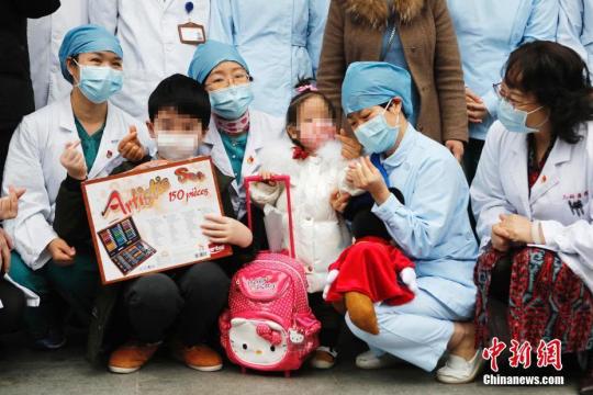 All 11 child cases of COVID-19 discharged from hospital in Shanghai