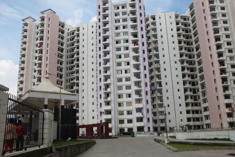 आशङ्का गरिएका दुई जनामा सङ्क्रमण