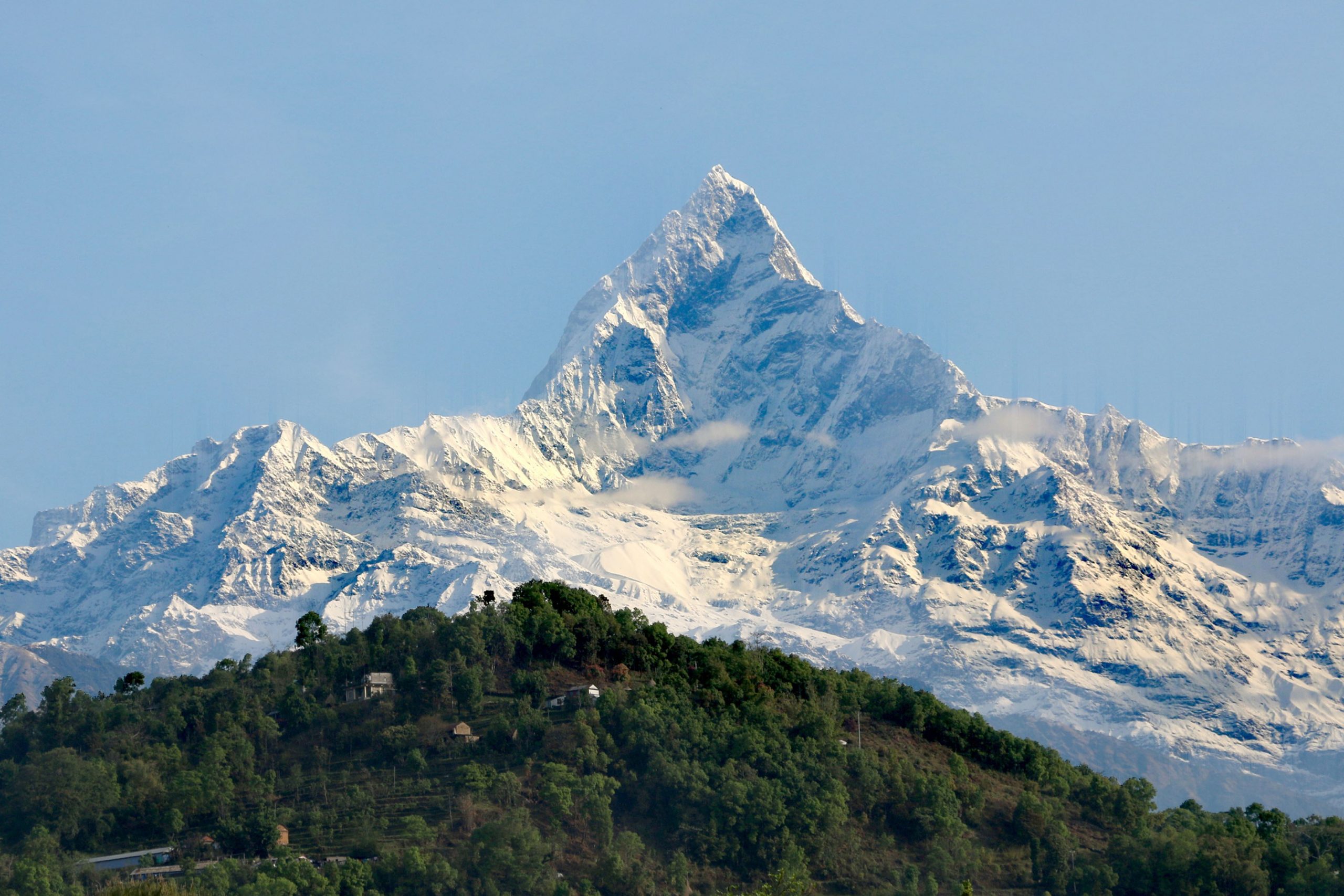 माछापुच्छ्रे  हिमाल