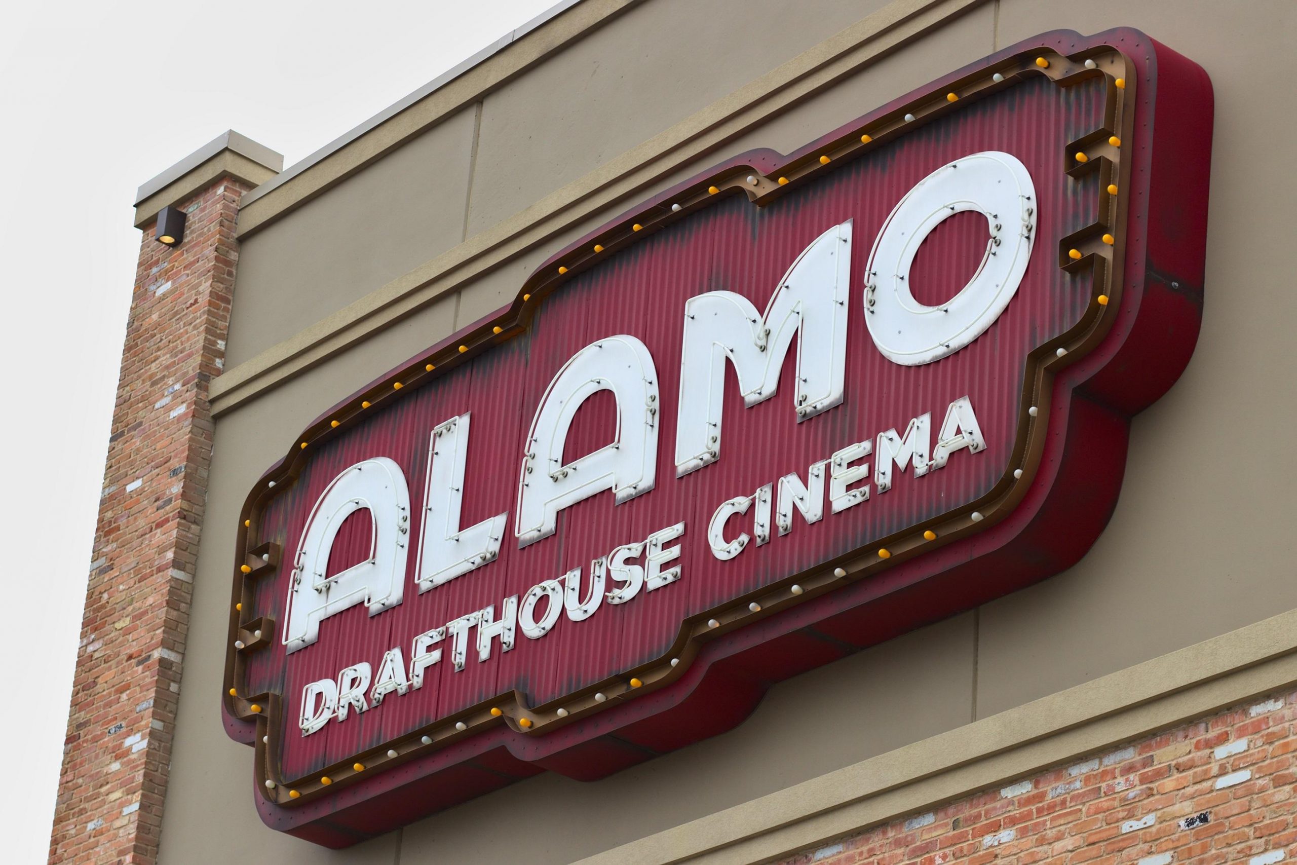 Major US cinema chains waiting for summer to reopen