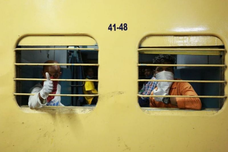 Special train carrying 1,200 migrant workers from Gujarat reaches Kanpur