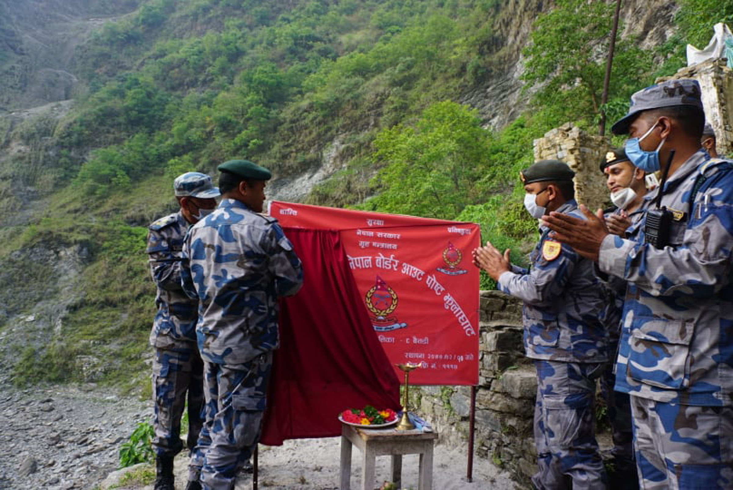 सरकारको स्वागतयोग्य कदम, पहिलोपटक बैतडीको झुलाघाटमा सशस्त्र प्रहरीको बिओपी स्थापना