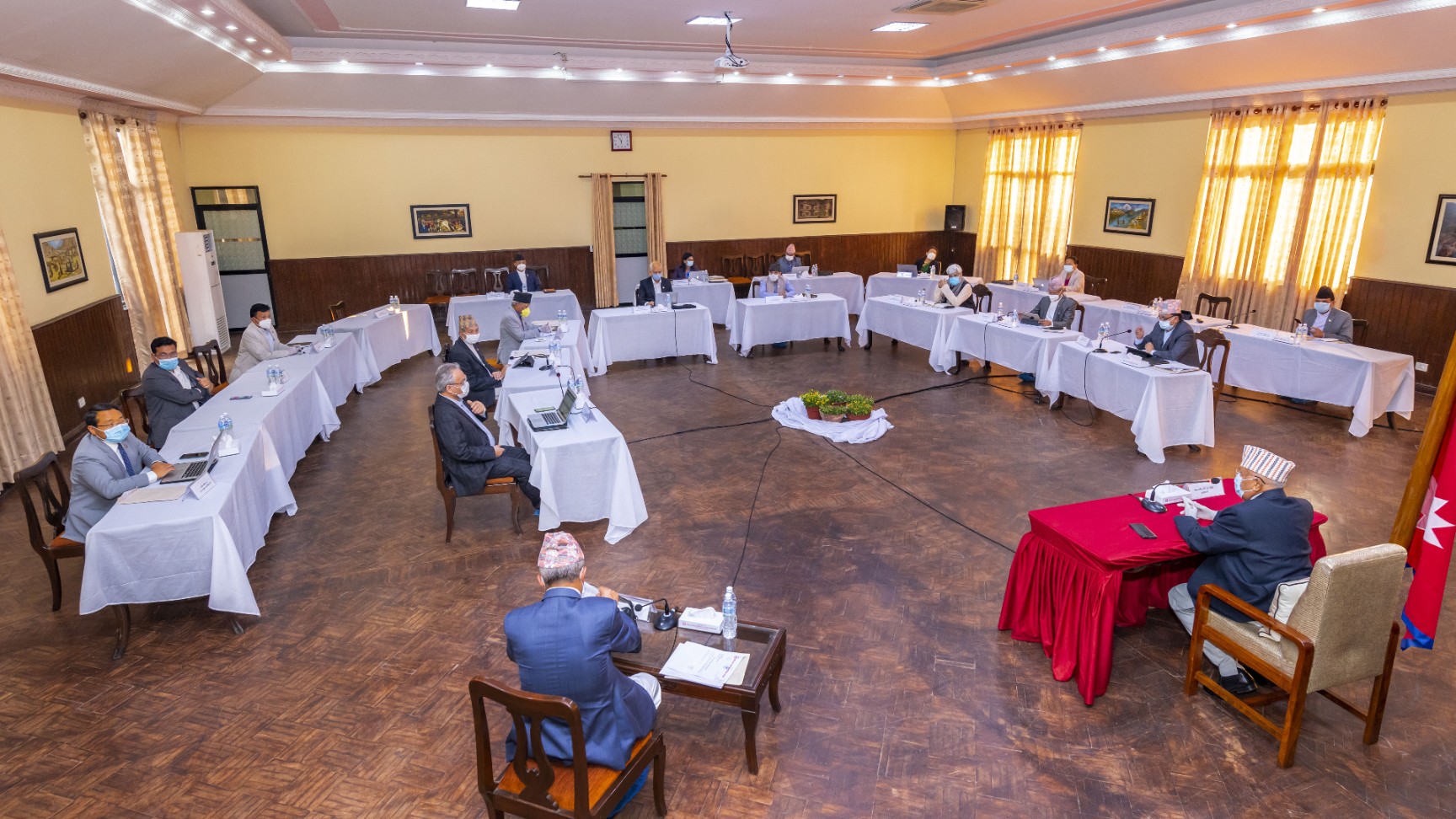 केपी ओलीको बोल्ड निर्णय: मन्त्रिपरिषद्‌द्वारा लिम्पियाधुरा र लिपुलेकसहितको नेपालको नक्शा पारित
