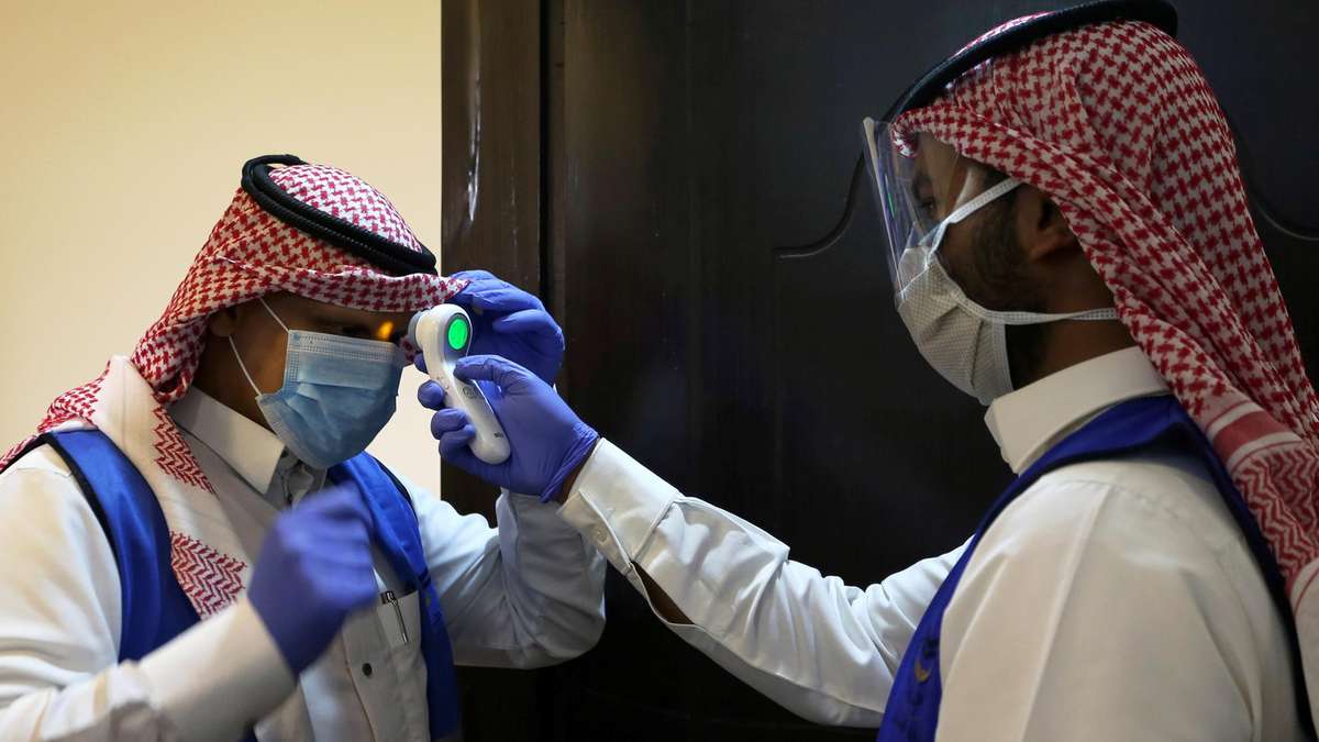 1,526 new COVID-19 infections detected in Qatar, 25,149 in total