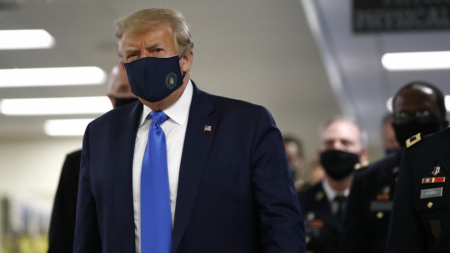 Trump wears mask in public for first time during pandemic