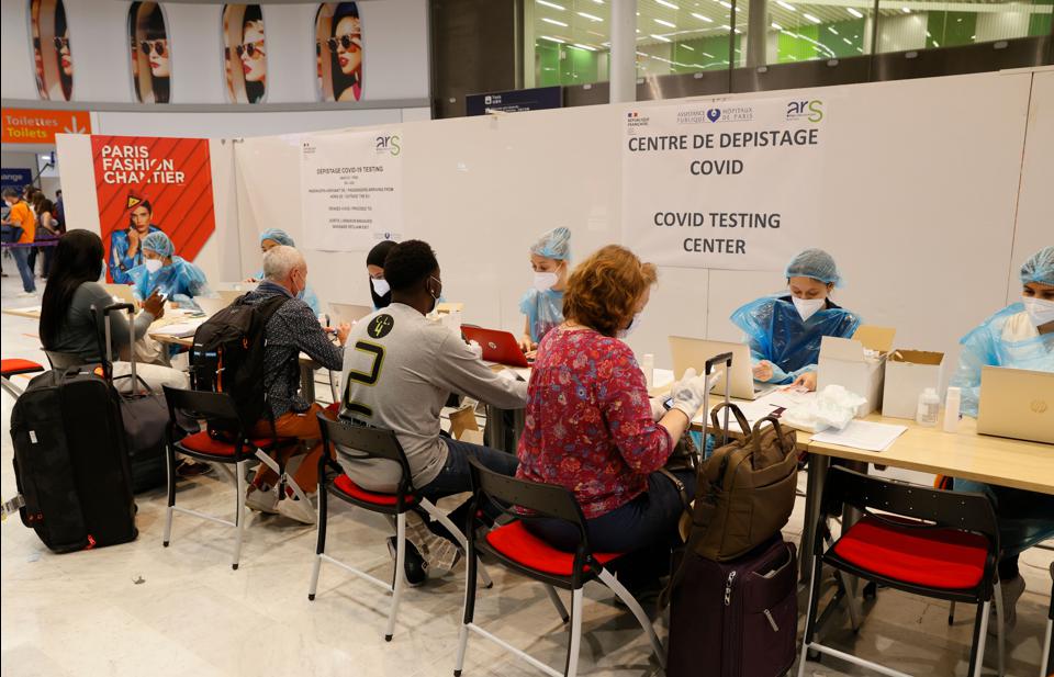 France to test travelers from 16 COVID-19 high-risk countries