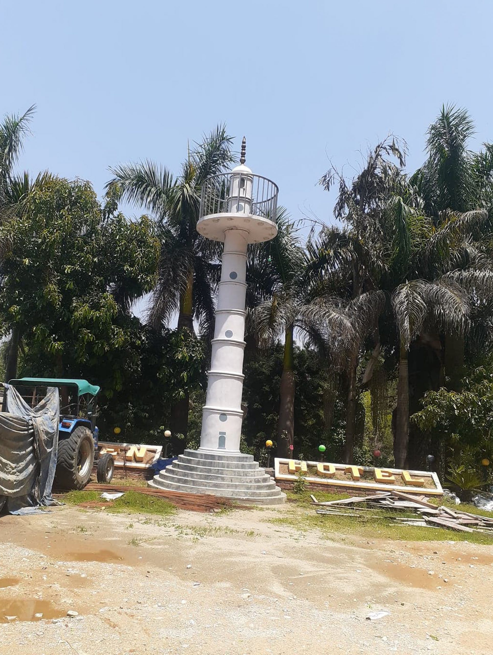 पृथ्वीराजमार्ग नजिकै धरहरा