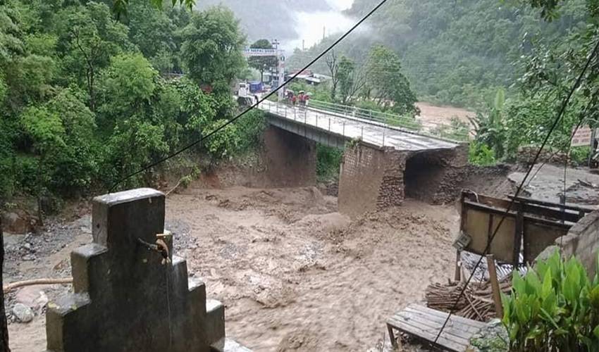 पृथ्वीराजमार्ग क्षतविक्षत