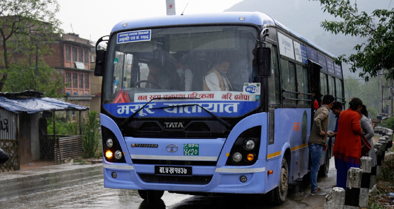 आज बाट सञ्चालन भयो मयूर यातायात