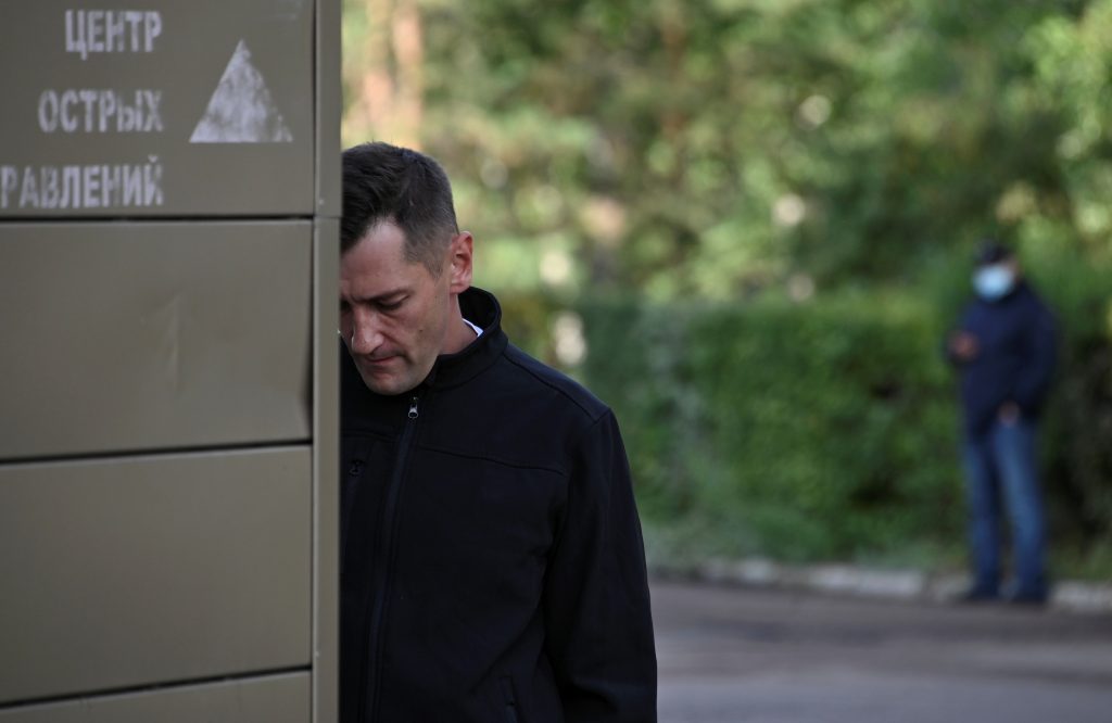 Russian doctors refuse Navalny’s transfer to Germany