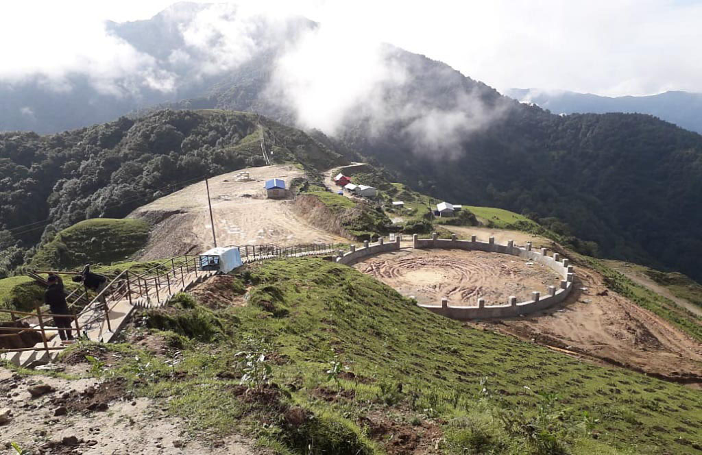 दुई हजार ५०० मिटर उचाइमा रहेको पर्यटकीयस्थल कपासेभञ्ज्याङ