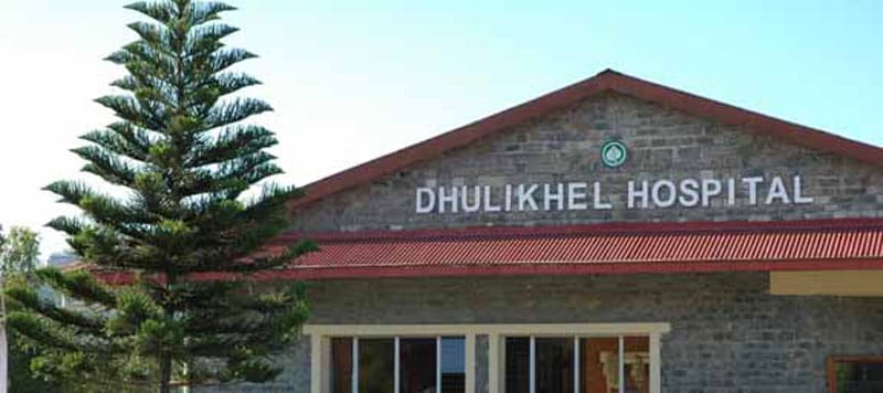 धुलिखेल अस्पतालका चिकित्सक र स्वास्थ्यकर्मी एकान्तबासमा