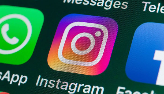 Instagram, Facebook down worldwide; back online