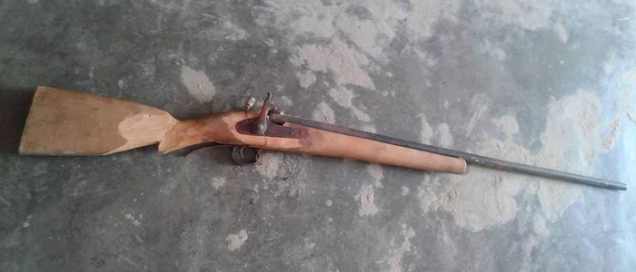 बेवारिसे अवस्थामा भरुवा बन्दुक बरामद