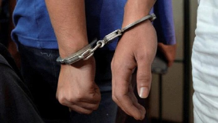 उपप्राध्यापकलाई कुटपिट गर्ने दुई पक्राउ