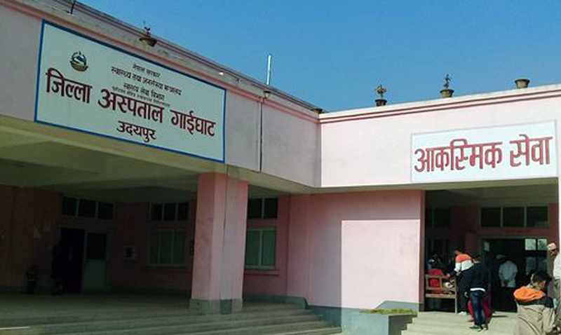 विशेषज्ञ चिकित्सक नहुँदा सघन उपचार कक्ष ठप्प