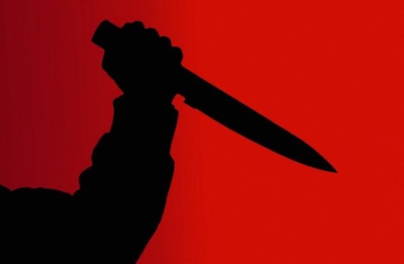 सुतिरहेका अवस्थामा दम्पतीमाथि धारिलो हतियारले आक्रमण