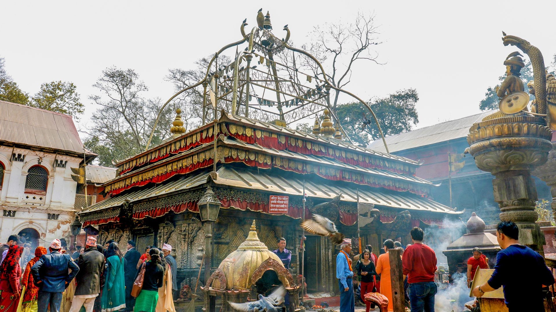 मर्मत सम्भार गर्ने क्रममा गुह्येश्वरी गर्भगृहको दुई किलो सुन गायब !