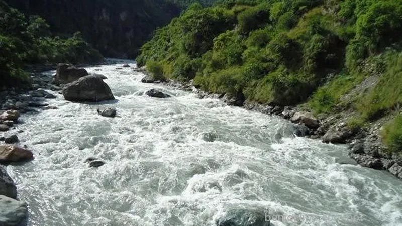 ङादी आयोजनाको काम धमाधम हुँदै