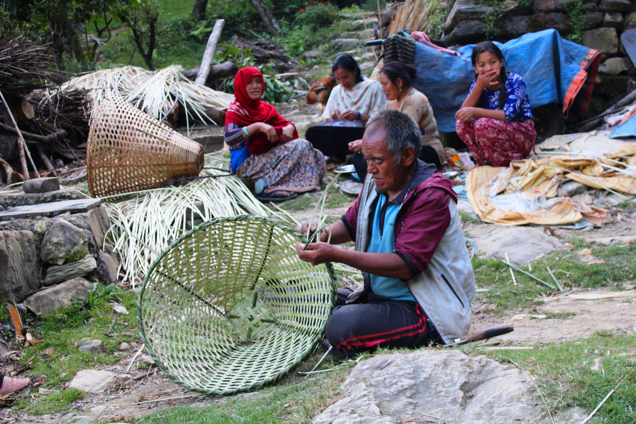 बन्दाबन्दीमा चोयाका सामग्रीबाट ६० हजार आम्दानी