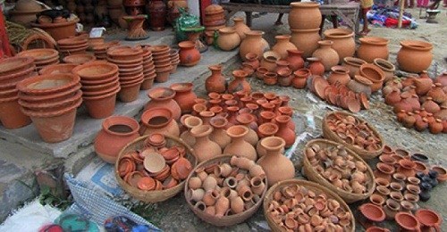 कोरोनाको कहरमा कोहार जाति : माटाको भाँडा प्रोत्साहन गर्नुपर्ने माग
