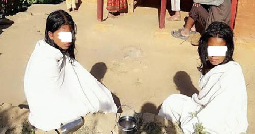 आमाको किरिया गर्दै छोरी