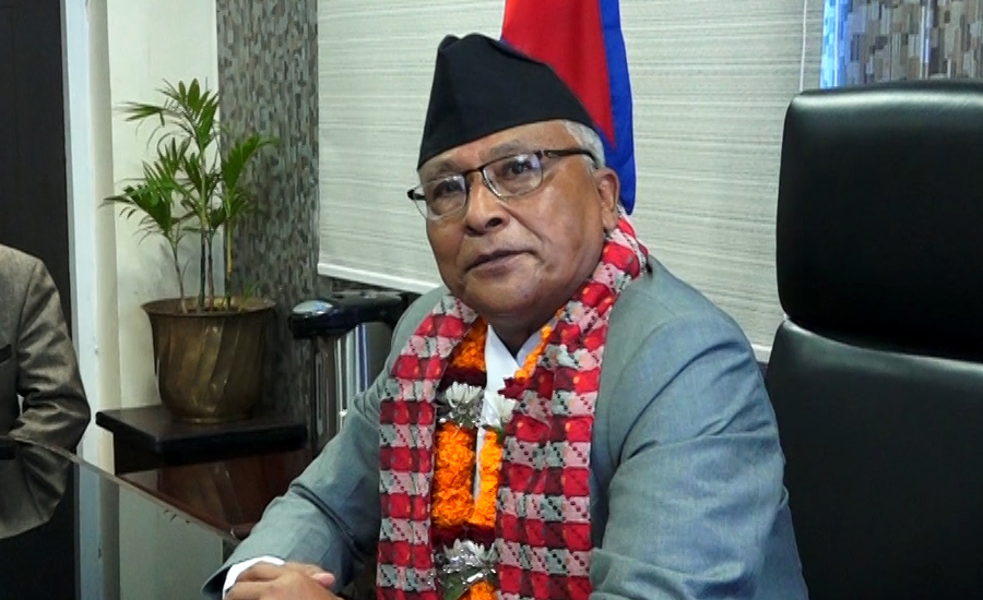 विद्यार्थी जीवन र शिक्षणका अनुभव सम्झँदै शिक्षामन्त्रीः मेधावी विद्यार्थी र जनशक्तिलाई स्वदेशमै राखिने