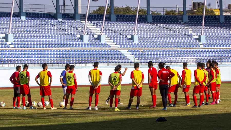 नौ महिनापछि नेपाली फुटबल टोली बन्द प्रशिक्षणमा