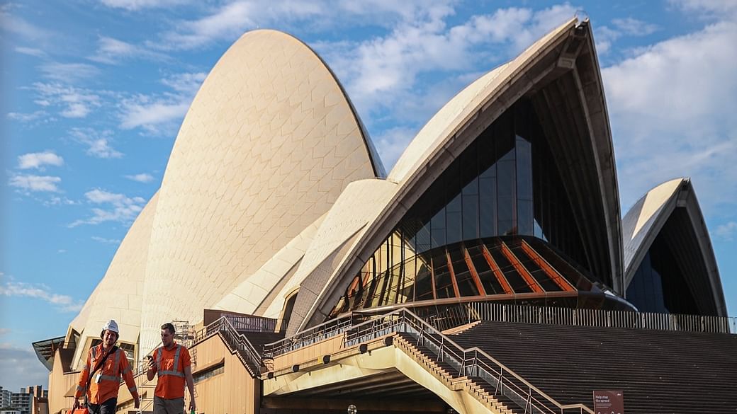 Over 100 venues named in Sydney as potential COVID-19 hotspots