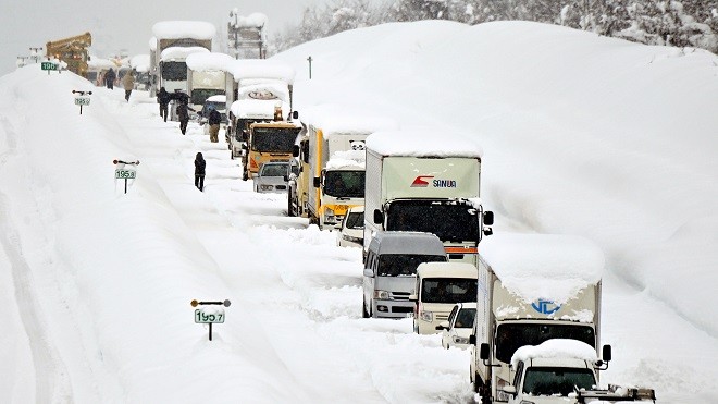 13 dead, hundreds injured as record snowfall blankets Japan