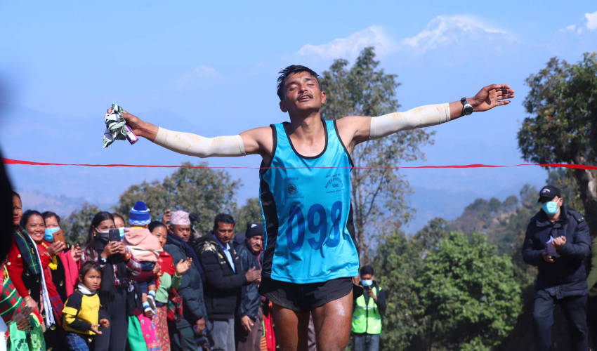 व्यास अल्ट्रा म्याराथनको उपाधि सेनाका महतारालाई
