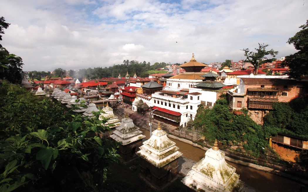 ‘पशुपतिमा सुनको जलहरी प्राचीन स्मारक संरक्षण ऐन, २०१३ विपरीत’