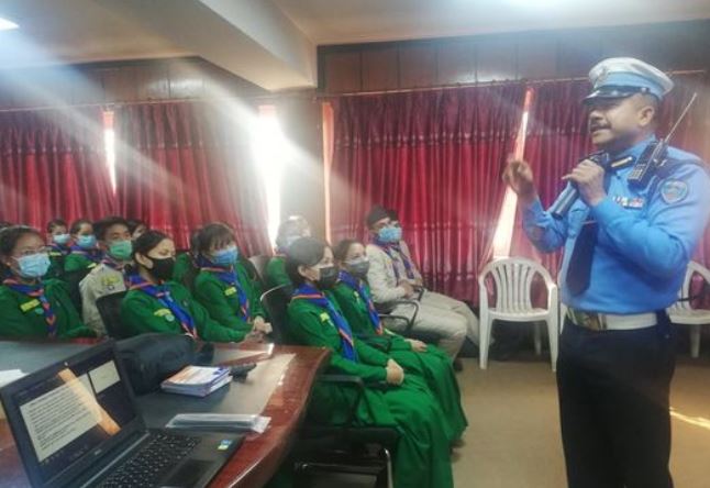 चैत १० गतेबाट नेपाल स्काउटले दैनिक २०० स्वयंसेवक ट्राफिक प्रहरीलाई सहयोग गर्न खटाउने