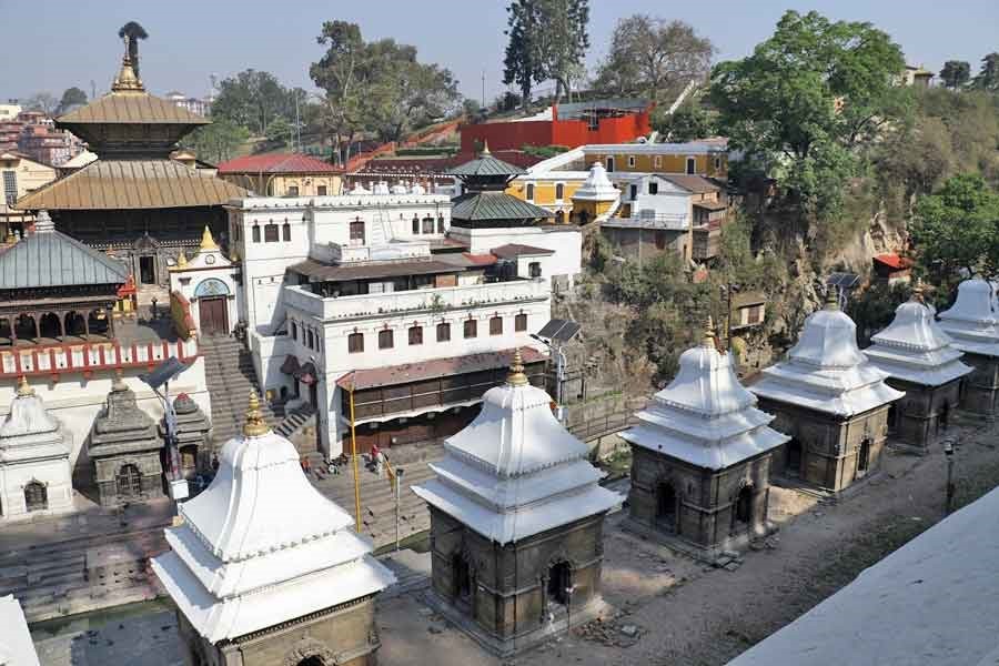 महाशिवरात्रिको तयारीस्वरुप पशुपतिनाथ क्षेत्रमा सफाइ