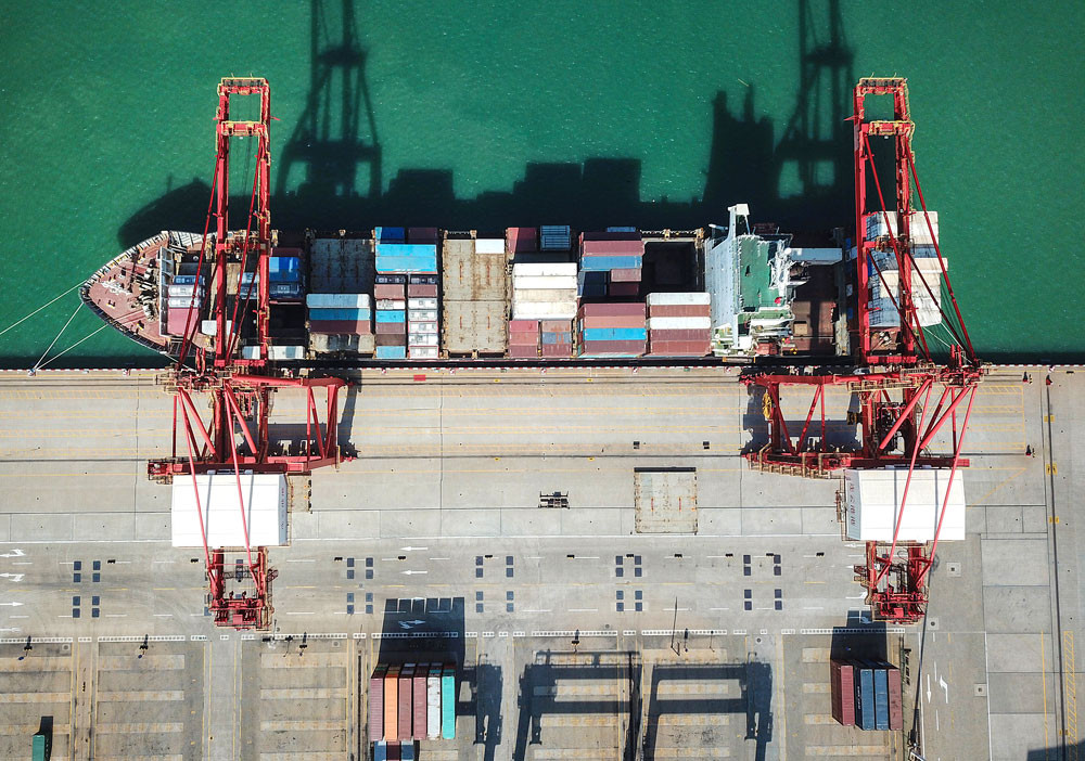 China’s imports pick up further, exports strong in March