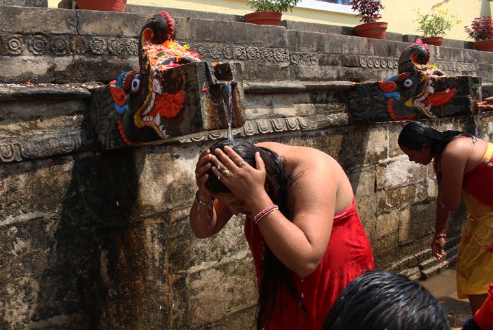 नयाँ भेरियन्टको कोरोना तीव्ररुपमा फैलन थालेपछि बालाजु २२ धारा मेला स्थगित