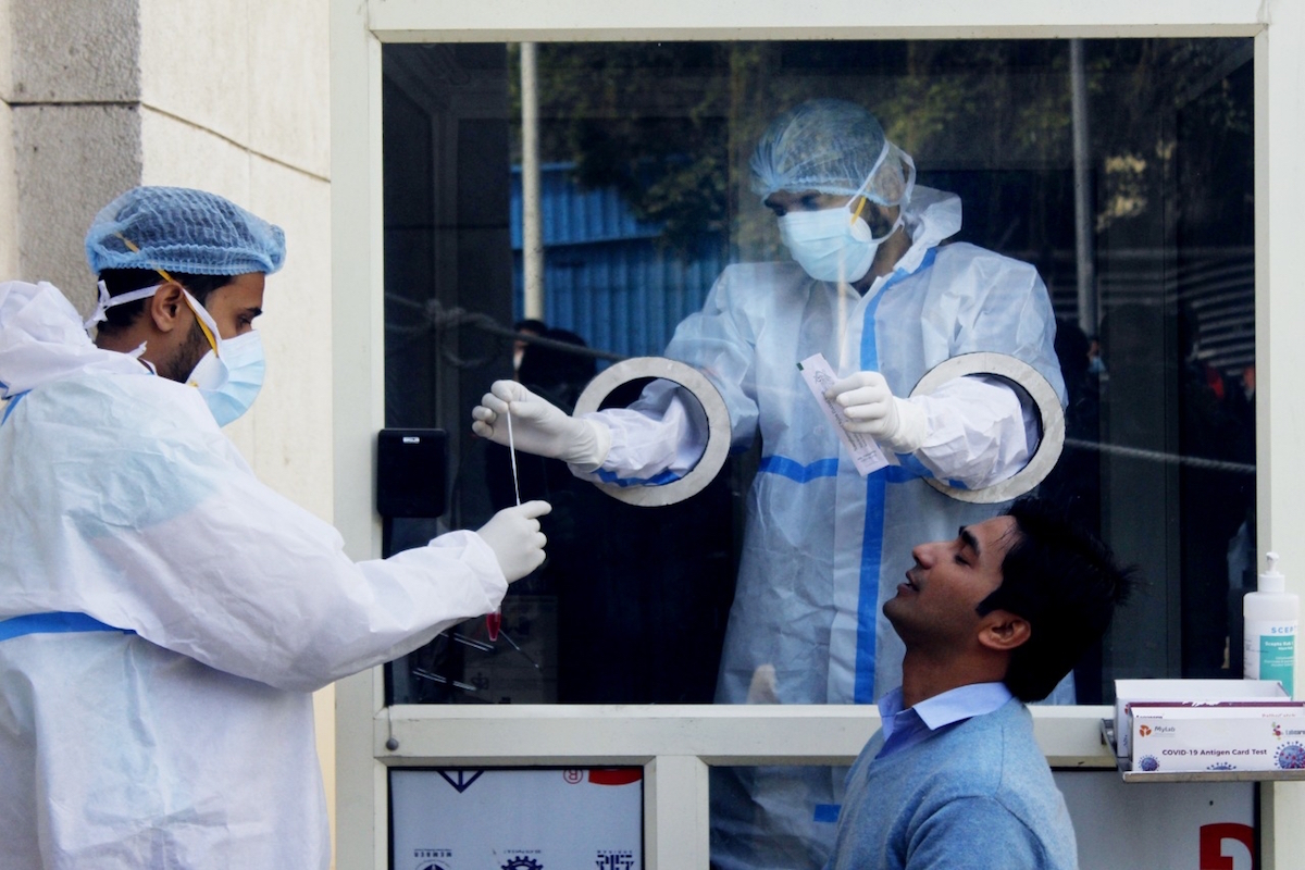 India records 1,52,879 new Covid-19 cases, highest single-day surge