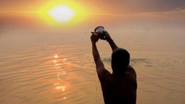 बिहान मौन स्नान गरी मनाइयो सोमबारे औँशी