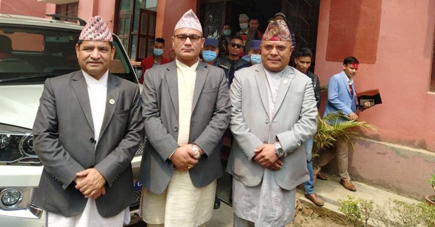 कर्णाली प्रदेश सरकारबाट बाहिरियो एमाले
