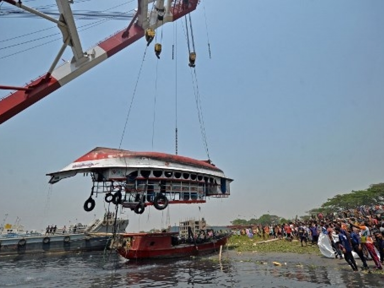 Bangladesh ferry disaster death toll hits 34