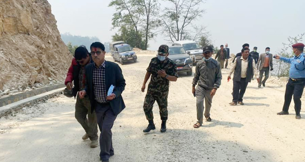 खप्तड सडकको काम छिटो सक्न मुख्यमन्त्री भट्टको निर्देशन