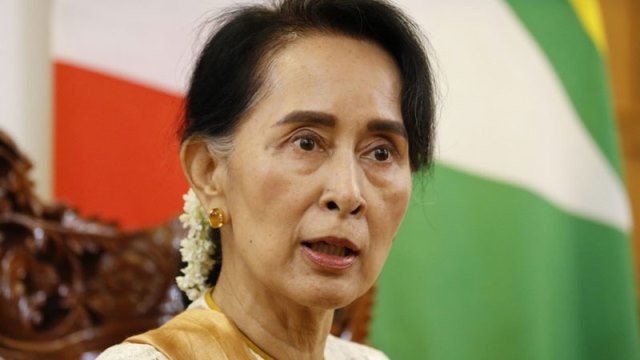 म्यान्मारकी नेतृ सुकी पहिलोपटक अदालतमा उपस्थित